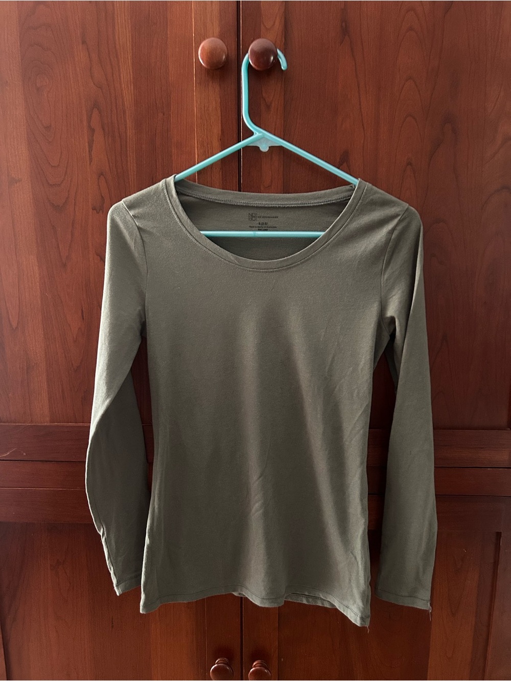No Boundaries Olive Long-Sleeve Scoop Neck Tee